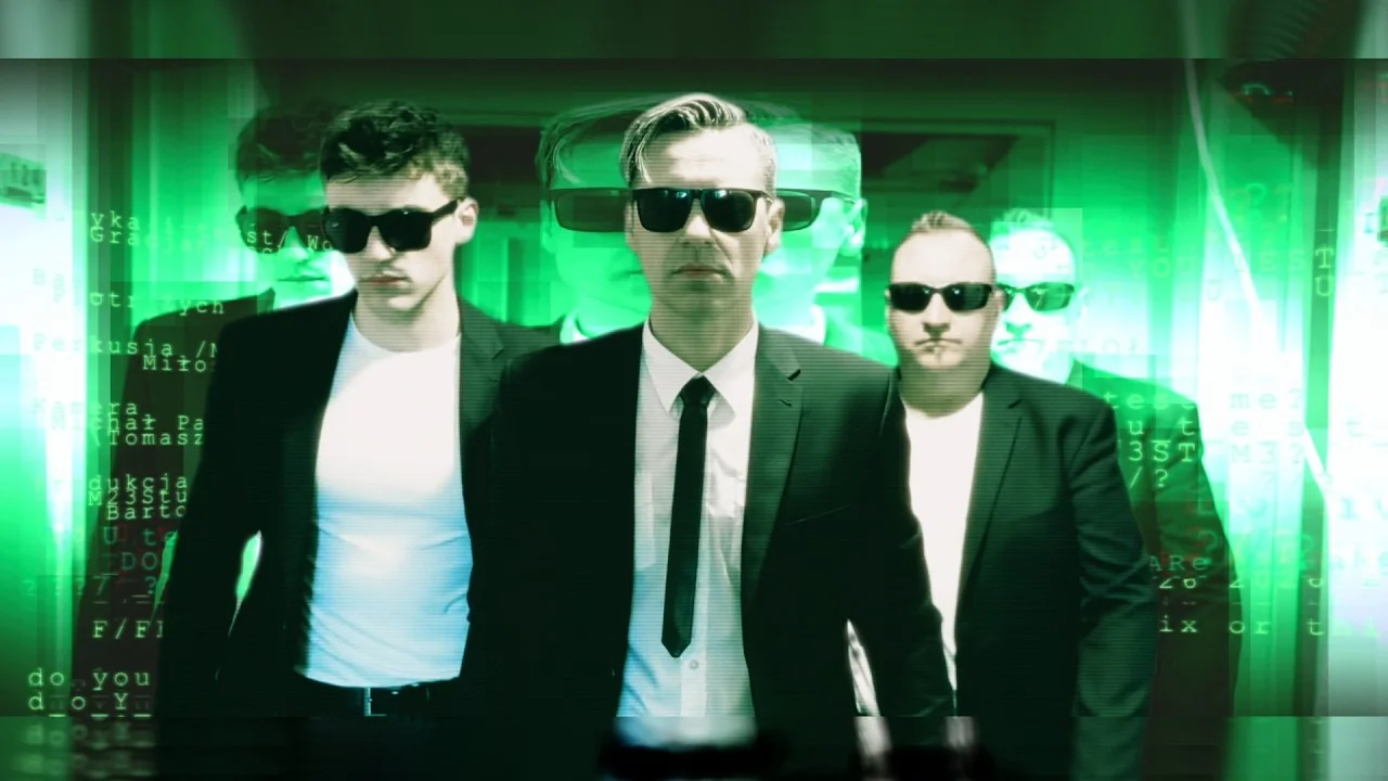 Floł - Tell Me You're Ashamed Official Music Video